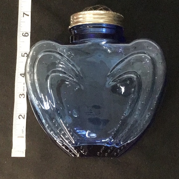 Cobalt blue heart shaped vase - Picture 6 of 6